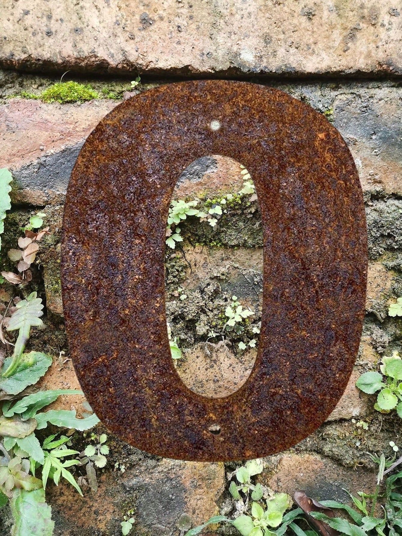 1件复古金属字母数字牌，锈蚀效果，家庭住址，邮政门牌号，户外墙面装饰，复古数字礼物，生日毕业纪念