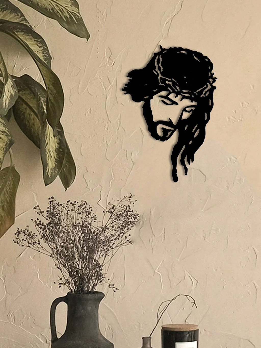 One piece of Jesus Christ metal wall decoration - elegant home decoration, wrought iron silhouette art, inspirational wall decoration. Easter decoration. Easter party gifts