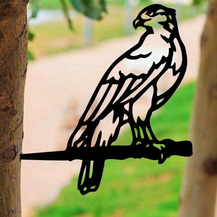 "1-Piece Eagle Metal Silhouette - Rustic Outdoor Wall Decoration for Home, Garden and Terrace, Perfect for Bird Lovers"