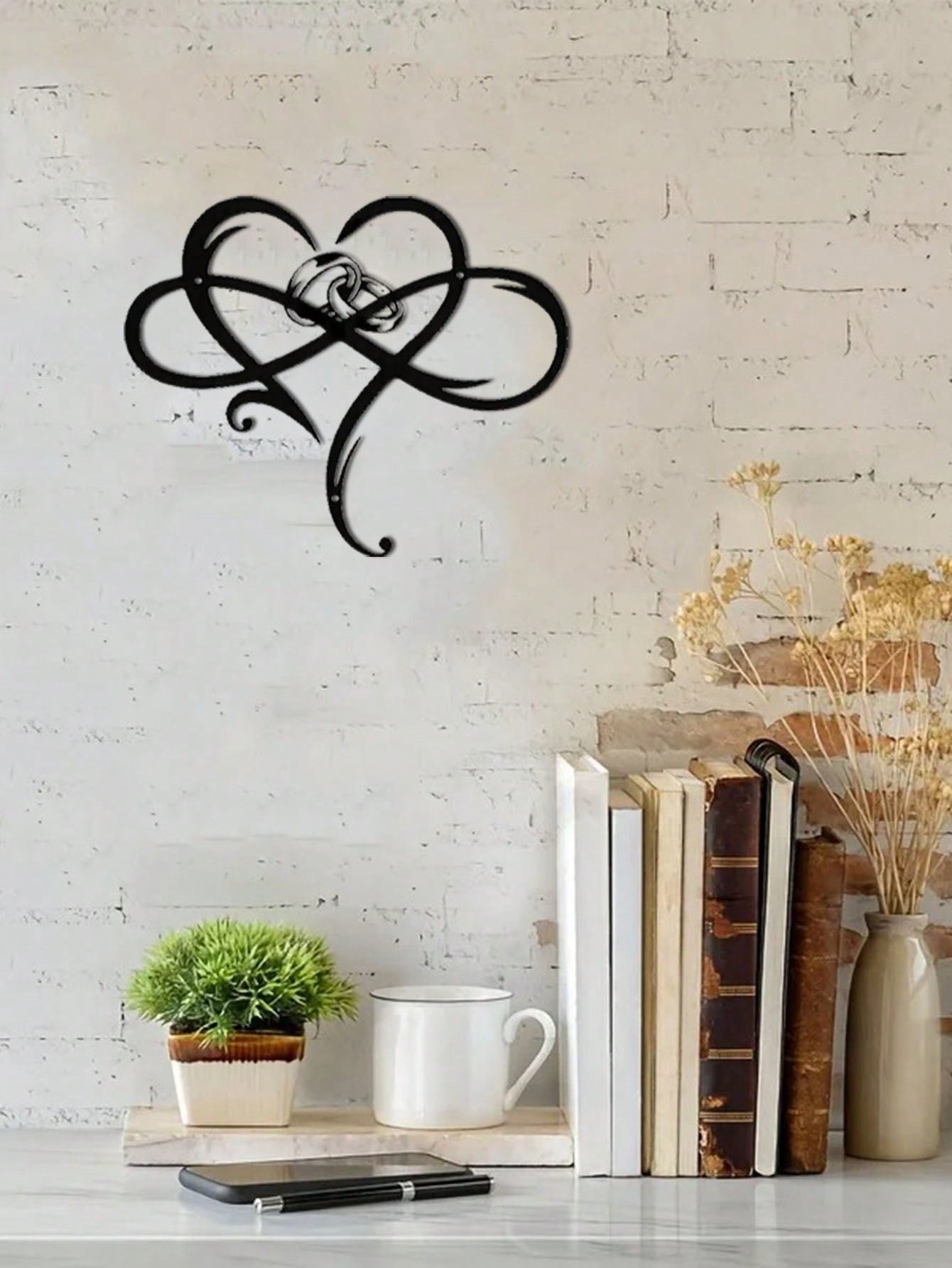 1 Piece Of Heart-Shaped Metal Wall Decoration Art Decoration, Unique Heart-Shaped Logo Metal Wall Decoration, Wall Mounted Geometric Decoration