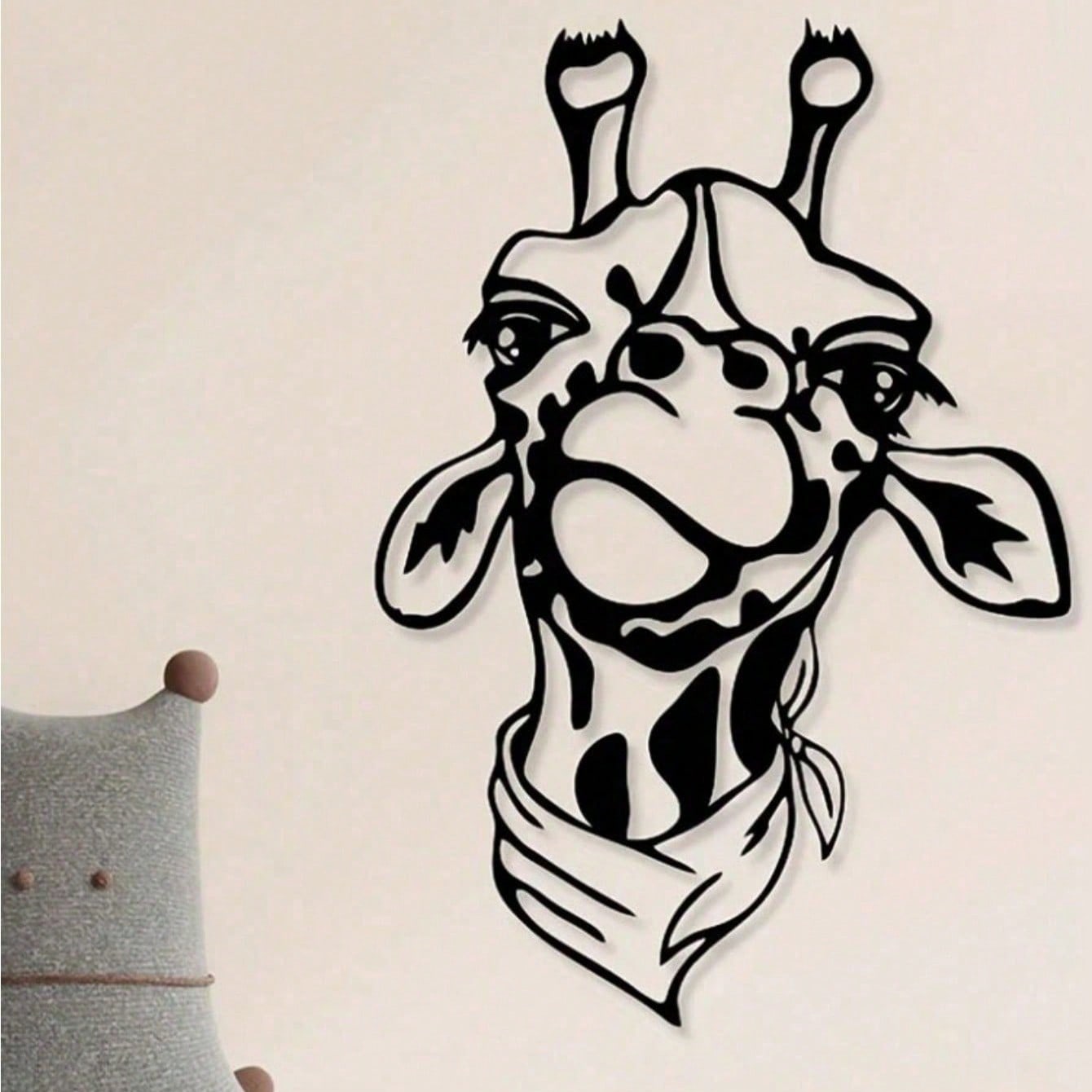 1 piece of black metal wrought iron home decoration cute deer head decoration wall decoration, suitable for living room, bedroom and other room decoration, exquisite personalized gifts, suitable for animal lovers and friends