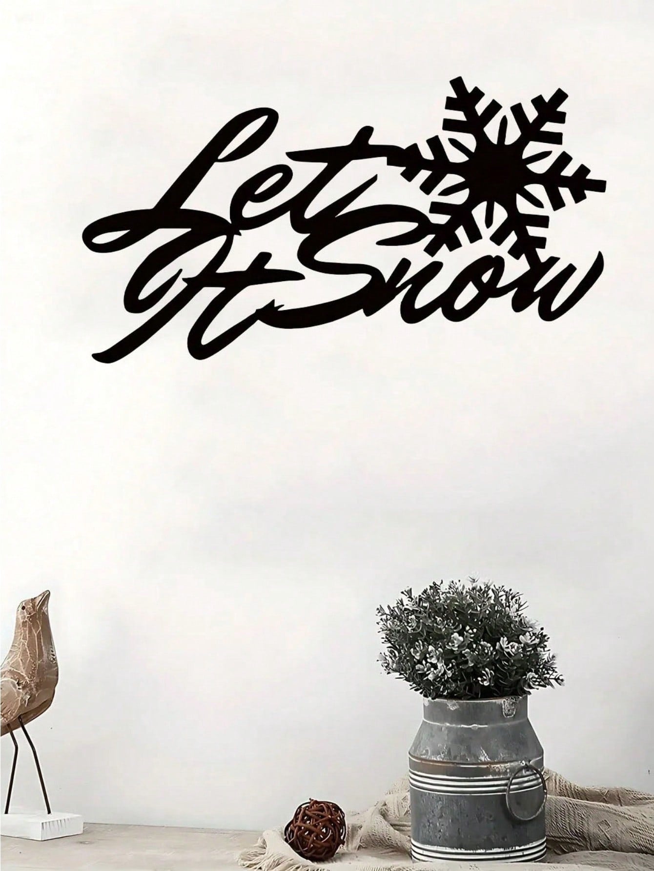 1 PC Home Decor Iron Black Metal “let it snow” Wall Decor Wall Sticker, Indoor/Outdoor Personalized Gift Holiday Gift for Snow Loving Friends