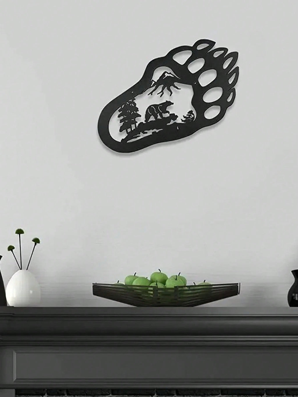 1 PC Black metal iron home decor bear and bear paw decorative wall art, living room bedroom universal, exquisite personalized gift suitable for decorating the wall