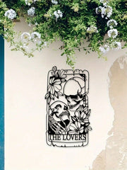 "Exquisite Bohemian Gothic Metal Skull Couple Wall Art – Handcrafted Indoor/Outdoor Decor for Home, Courtyard, Balcony & Garden"
