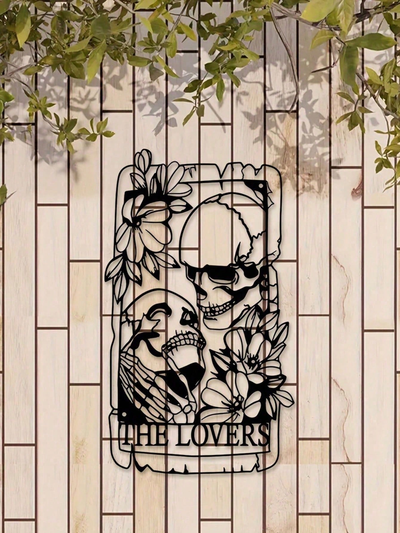 "Exquisite Bohemian Gothic Metal Skull Couple Wall Art – Handcrafted Indoor/Outdoor Decor for Home, Courtyard, Balcony & Garden"