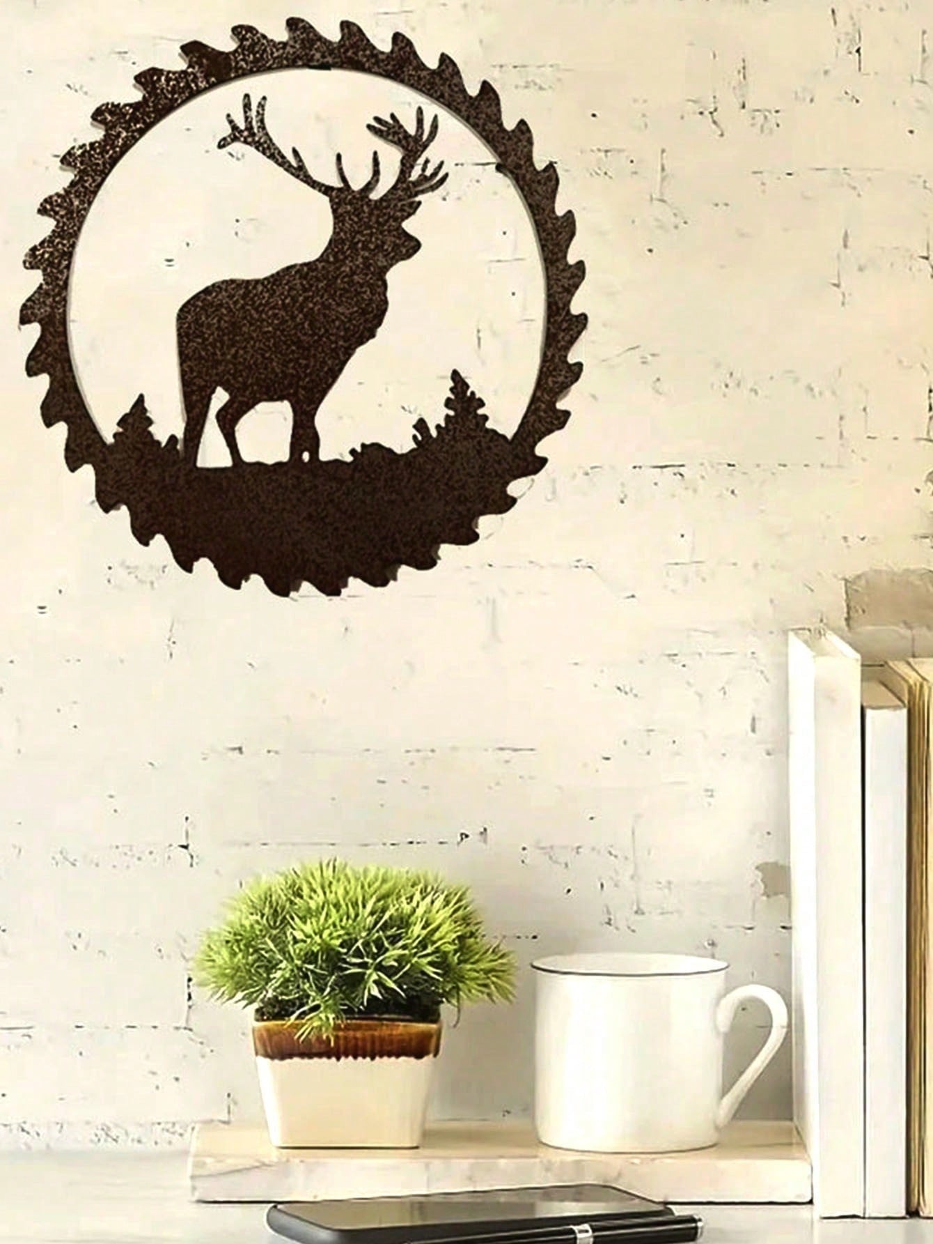 1 Piece Of Rusty Deer Iron Crafts, Adding Natural Wildness And Retro Charm To The Garden, Becoming A Beautiful Scenery In The Courtyard - Suitable For Metal Wall Decoration Of Outdoor Garden Courtyard