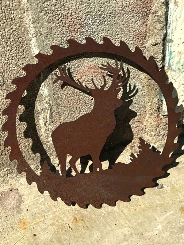 1 Piece Of Rusty Deer Iron Crafts, Adding Natural Wildness And Retro Charm To The Garden, Becoming A Beautiful Scenery In The Courtyard - Suitable For Metal Wall Decoration Of Outdoor Garden Courtyard