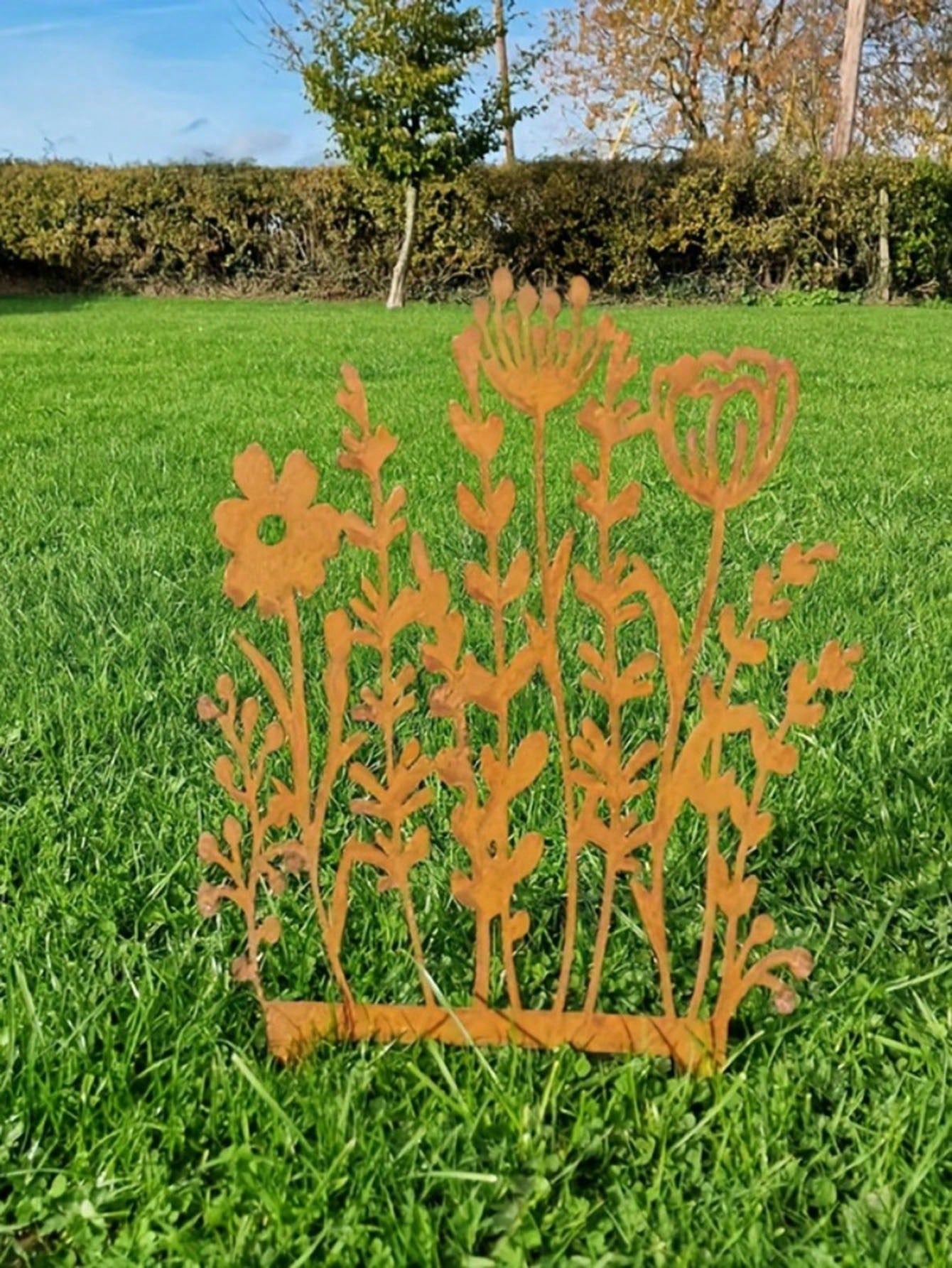1个复古金属野趣花园插杆 - 适用于户外草坪和花盆装饰。花园装饰、户外金属装饰、花园地插、复古花园装饰。适合现代家居装饰、家居装饰。