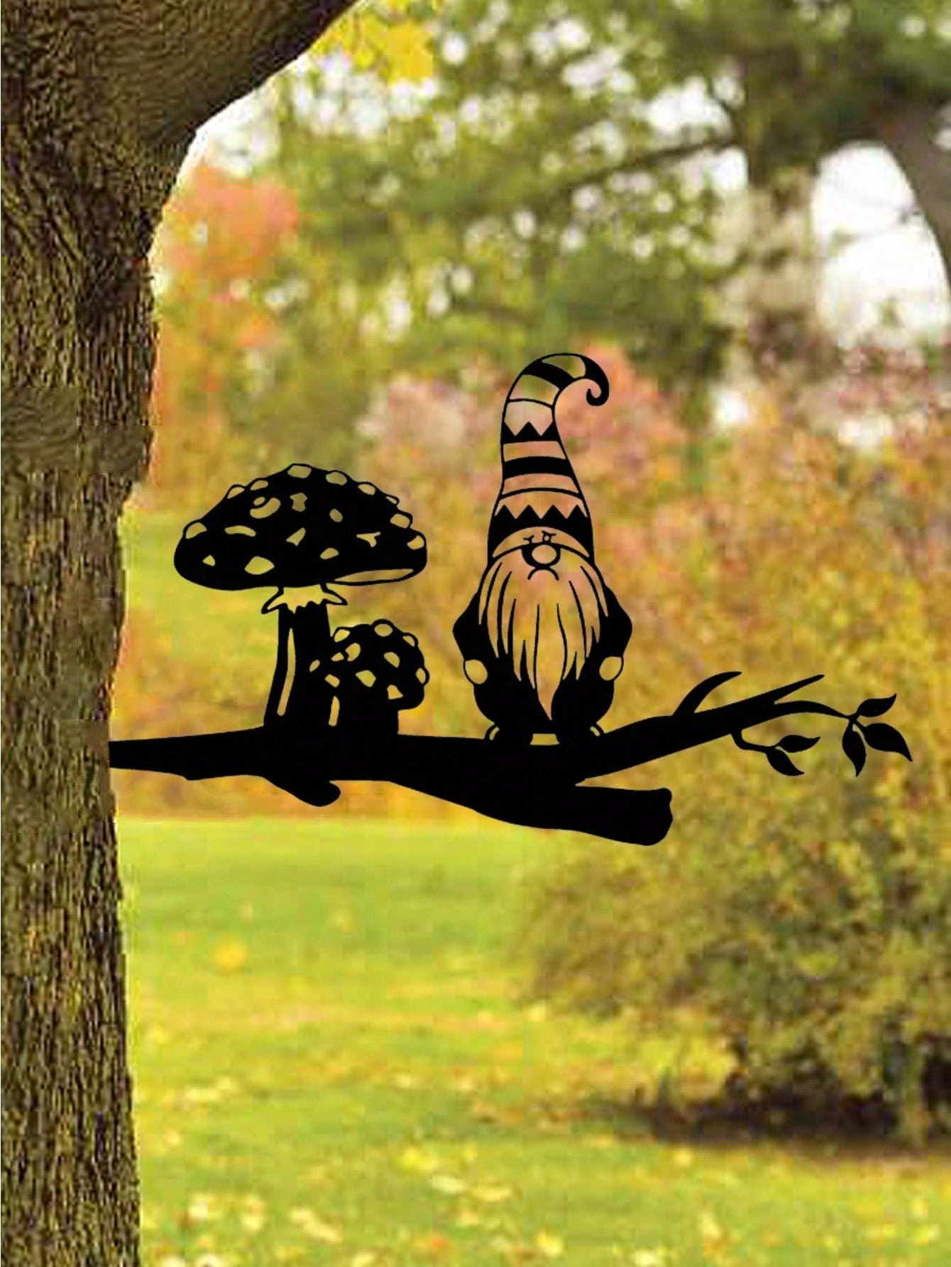 "Metal Garden Gnome Statue - Outdoor Yard Art Decor For Garden, Lawn, Backyard - Weather-Resistant Tree Decoration - Unique Gardening Gift"Suitable For Garden,Jardin,Garten,Garden Decor,Holiday Essentials, Century Old Baking Paint Process, High-Quality Ma