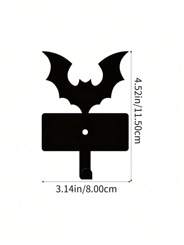 1 Scary Halloween Bat Keychain - Durable metal key holder with a cute vampire bat design. Perfect for organizing keys, belts, wallets, waistbands, umbrellas, and towels. Add a playful and practical Halloween decoration to your space. Suitable for modern h