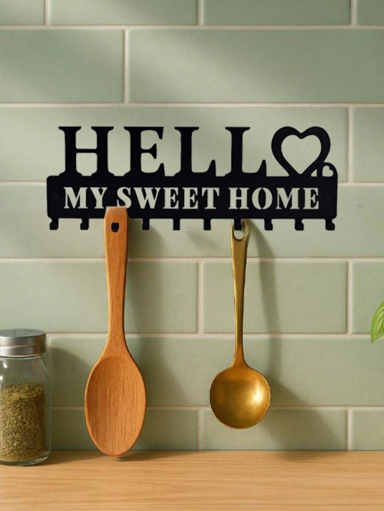1pc Metal Welcome Keychain Holder - Wall-Mounted Key Hook Rack In Black. Features A Welcome Sign Design, Perfect For Organizing Entryways In Living Rooms, Bedrooms, Or Offices. Ideal For Key Storage And Hanging Keychains.
