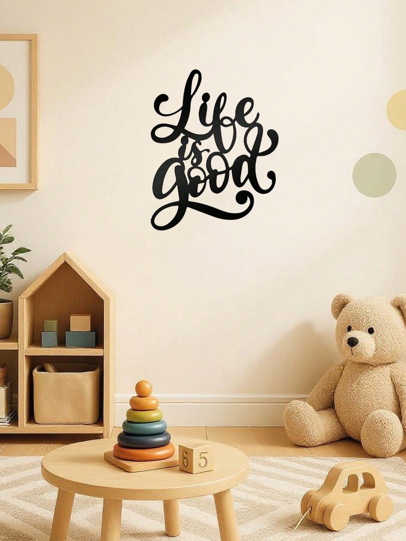 Vintage "Life is Good" 3D metal wall sign. Crafted from durable iron with a rustic finish, this round decorative piece adds farmhouse charm to indoor or outdoor spaces. Perfect for living rooms, bedrooms, or garden grills, 室内版本：Suitable for modern home de Main image