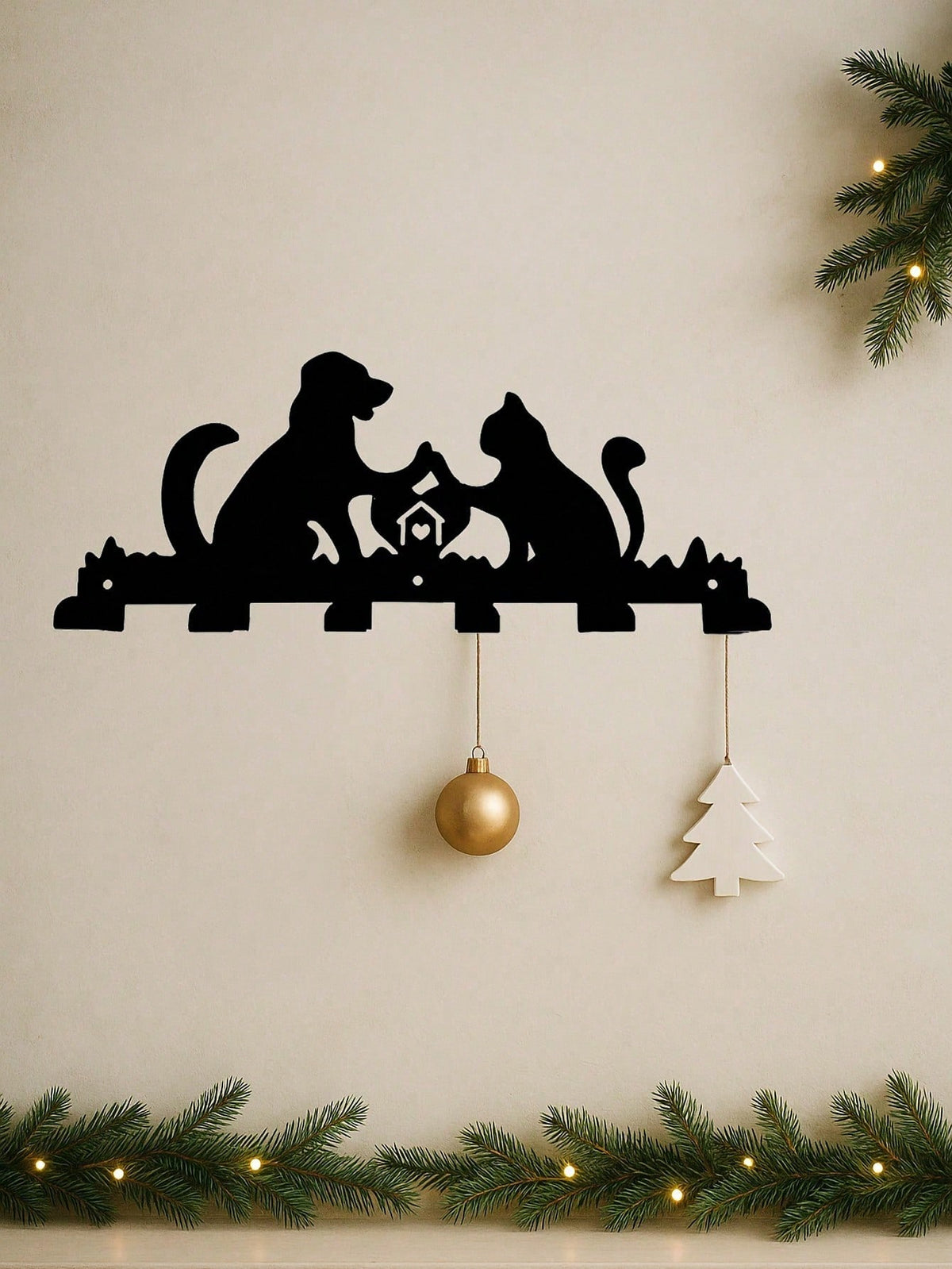 1PC Cozy Hearth Pet Hooks - Laser Cut Dog & Cat Warming By Fireplace Scene, 6-Hook Wall Organizer for Leashes & Mittens, Rustic Farmhouse Entryway Decor, Suitable for Christmas, Halloween, Thanksgiving, Valentine's Day Gifts, Suitable for Modern Home Deco