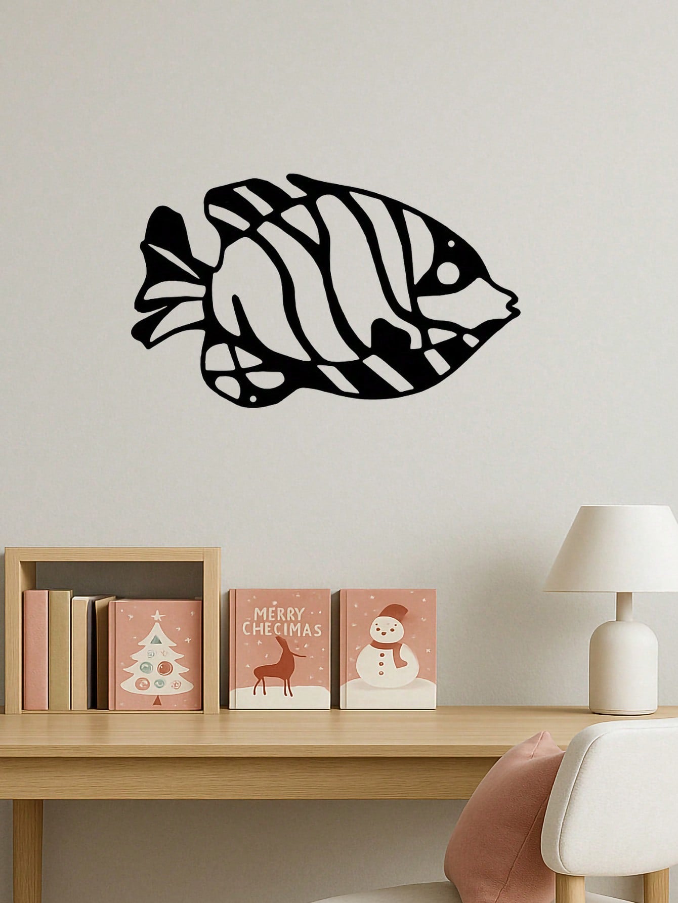 1PC Whimsical Ugly Fish Metal Wall Art - Laser Cut Wrought Iron Sculpture with Unique Character, Playful Underwater Decor for Garden & Nursery, Conversation Starter Gift, Suitable for Christmas, Halloween, Thanksgiving, Valentine's Day Gifts, Suitable for
