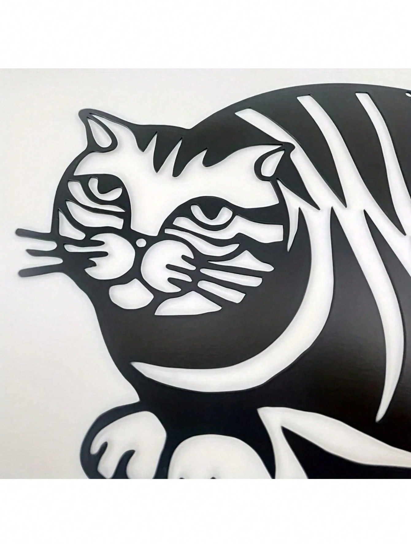 1PC Geometric Cat Wall Art - Mid-Century Modern Metal Silhouette with Angular Lines, Laser Cut Feline Decor for Living Room & Office, Cat Lover Gift,Suitable for Christmas, Halloween, Thanksgiving, Valentine's Day Gifts, Suitable for Modern Home Decor, Ho