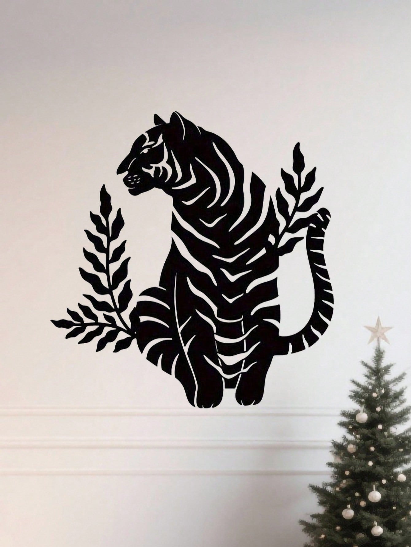 1pc Bohemian Tiger Metal Wall Art - Striking wild cat decor featuring intricate wildlife artistry. Durable, waterproof metal wall decor perfect for living rooms, bedrooms & studies. An ideal housewarming gift with easy-remove installation.Suitable for mod