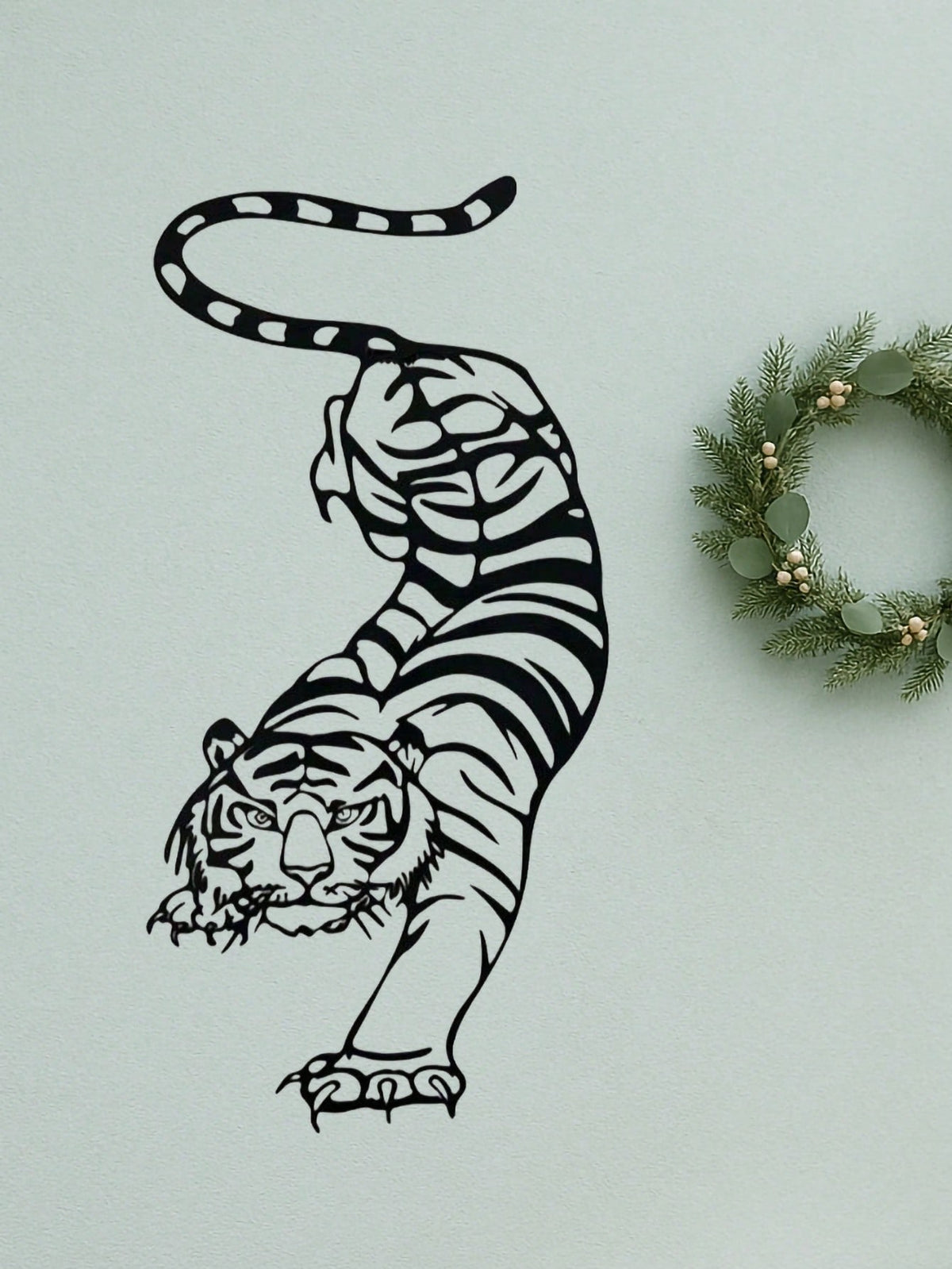 1PC Bohemian Tiger Metal Wall Art - Laser Cut Wild Cat with Filigree Detailing, Wrought Iron Jungle Decor for Living Room or Music Studio, Festival Gift, Suitable for Christmas, Halloween, Thanksgiving, Valentine's Day Gifts, Suitable for Modern Home Deco