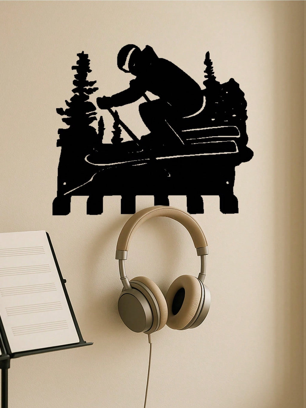 Winter ski-themed metal hooks, creatively designed with ski elements, add fun and vitality to your home. Suitable for multiple scenes like the kitchen, bedroom, and entryway, easily hanging mugs, kitchenware, clothes, and more. They combine artistic appea
