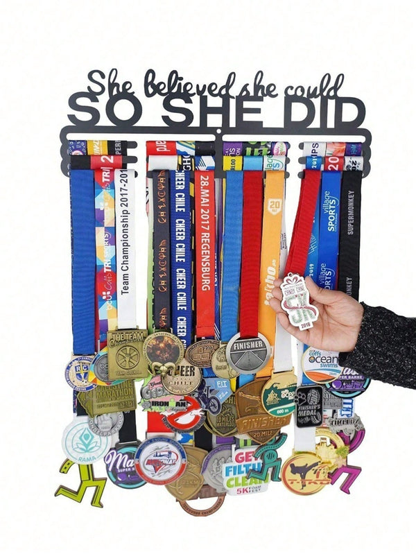 1 Wall Mounted Medal Display Stand With Auxiliary Hook; "She Believed She Could, So She Did It. Never Give Up." Trophy Hanger, Auxiliary Hook; Cheerleading Ribbon, Competitive Gymnastics, Track And Field, Back-Related Ribbon. Suitable For Modern Home Deco