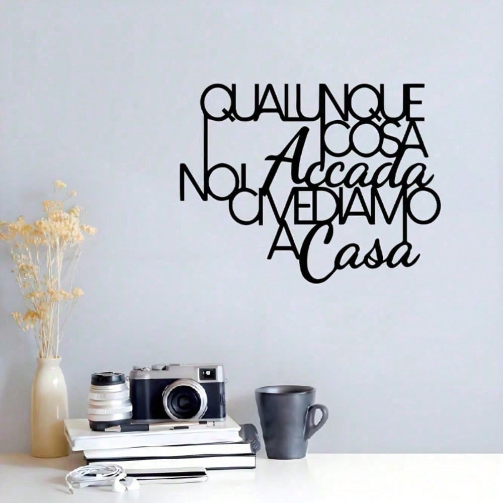 1-Piece Italian Phrase Metal Wall Art "No Matter What, We Meet At Home" - Italian Quote "Quand'è Casa Nostra" Sign, Black Wrought Iron Vintage Horizontal Hanging Sculpture. Ideal For Indoor/Outdoor Home Decor, Housewarming Gift. Main image
