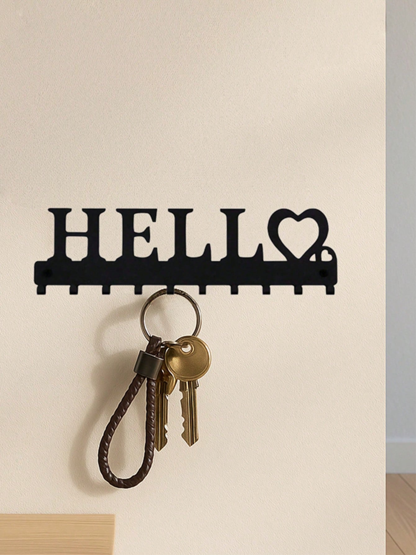 1pc Metal Wall Mounted "Carpe Diem" Key Holder: Decorative Metal Hook For Your Front Door. It Can Store Keys For Your Home, Workplace, Car And Other Vehicles With A Vintage Style Decor. Secondary image