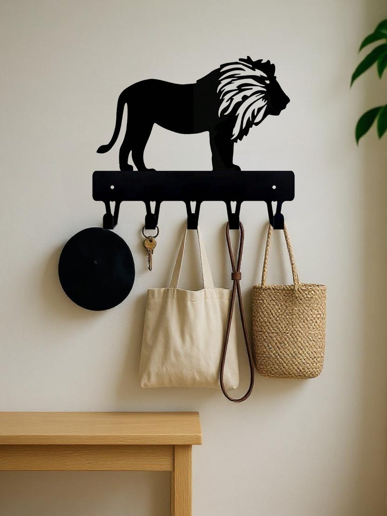 1pc High-Quality Black Metal Lion Shaped Mug Hook, Home Decor, Personalized Gift For Lion Lovers