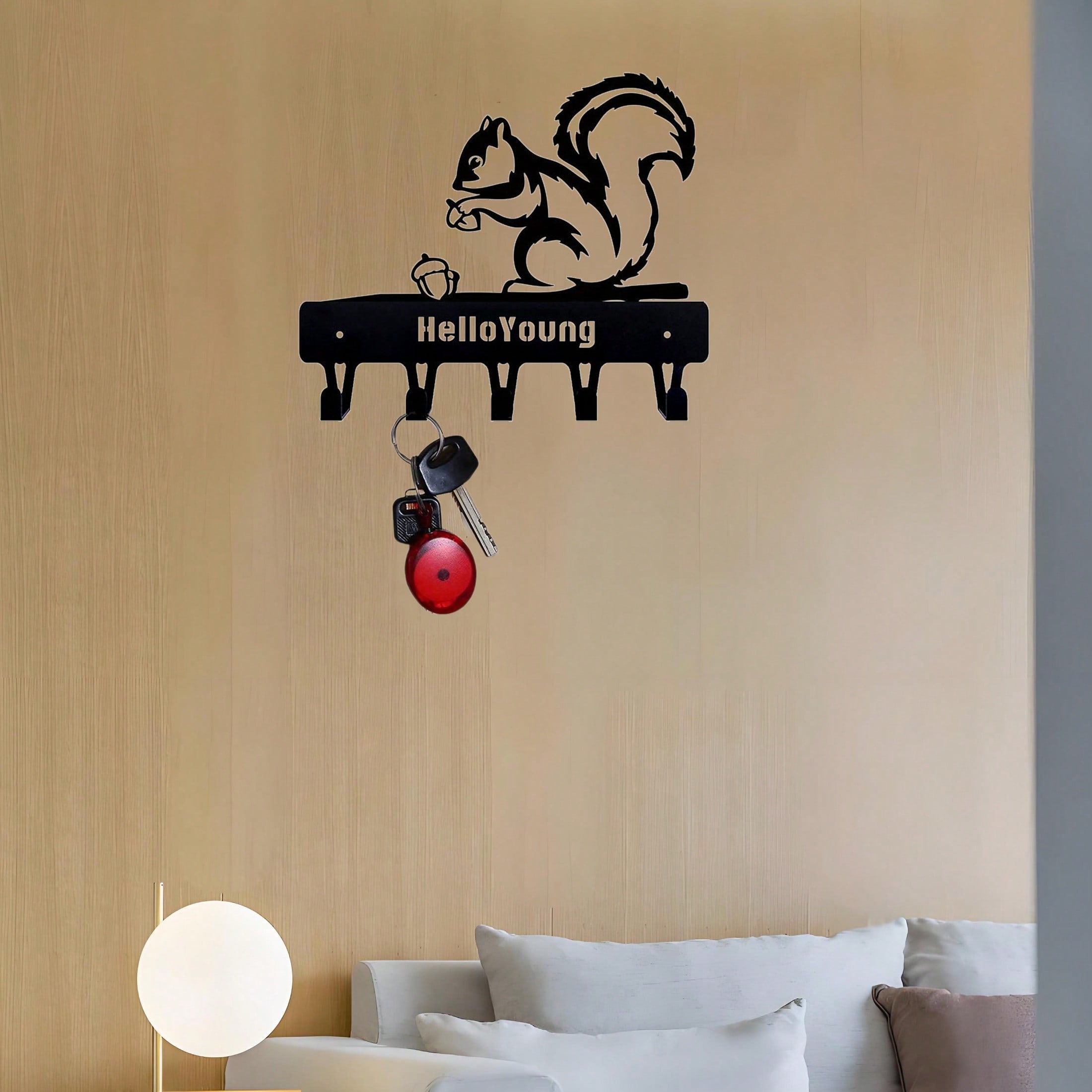1pc Squirrel/Cat Metal Key Holder Wall Hook, Artistic Decorative Accessory, Wall Mounted Key Chain Hanger