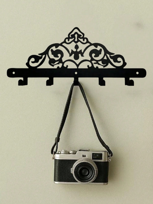 Elegant Metal Wall Rack - Multifunctional wall-mounted storage rack that can hold keys, coats and towels, saving space, is the ideal storage solution for home decoration.