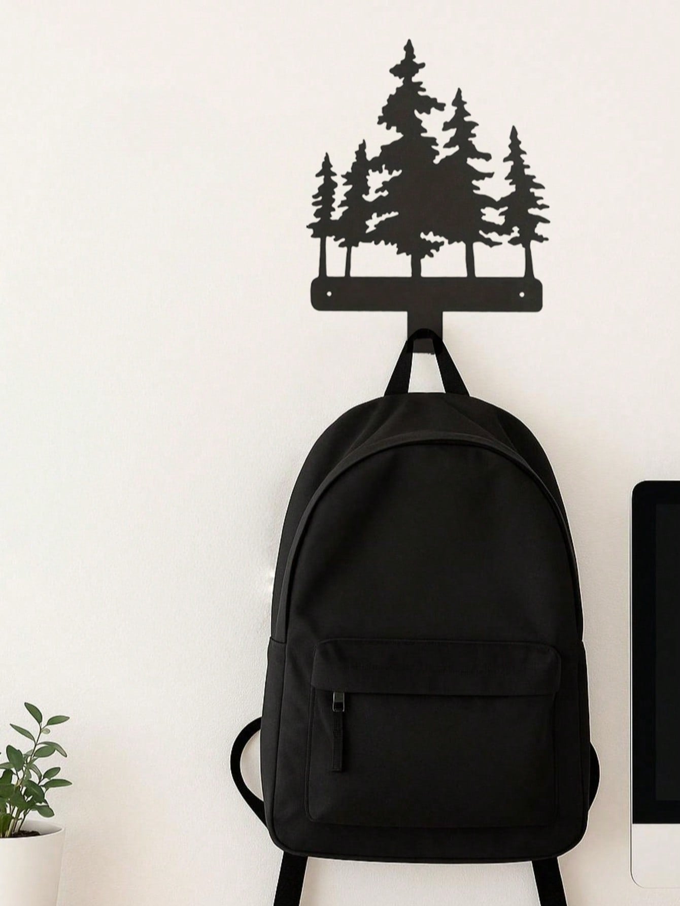 Forest silhouette metal wall hook, creative multi-function storage solution for kitchen, bedroom or porch. Perfect for hanging coats, bags and keys while adding rustic winter charm to your home decor. Secondary image