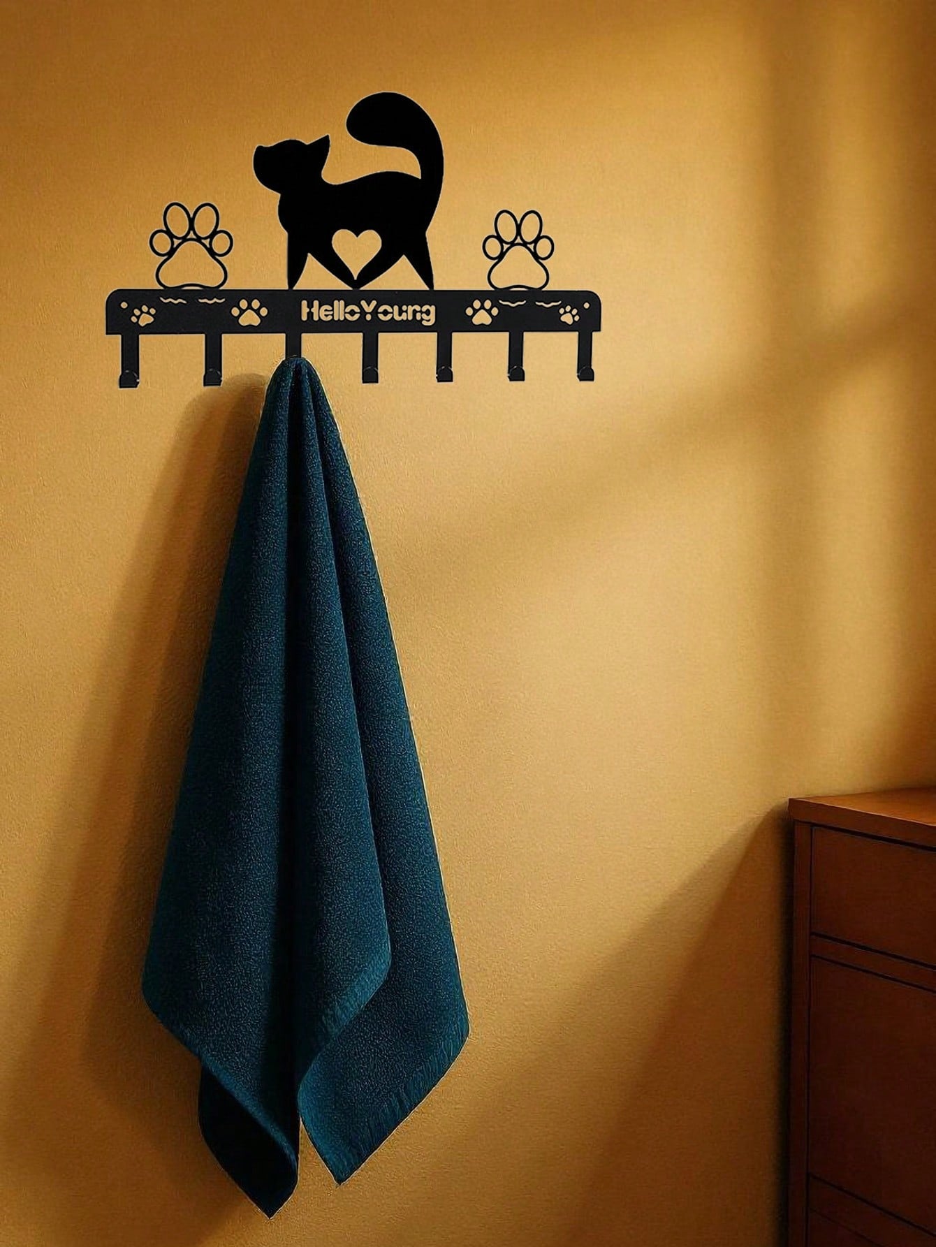 1 Arrogant Cat Metal Wall Hook Art Styling Decorative Accessories Wall Hook.