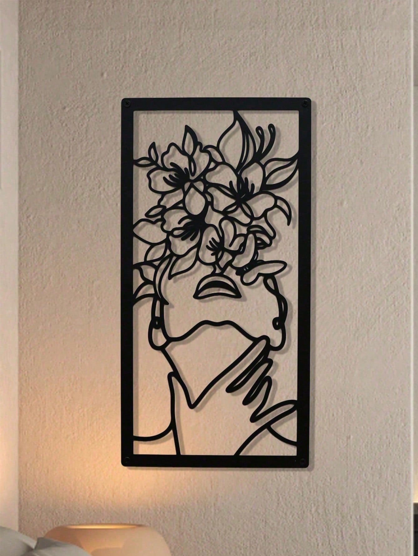 1 piece of flower dream creative metal home decoration linear female art mural, suitable for decorating kitchen, bedroom, living room, study