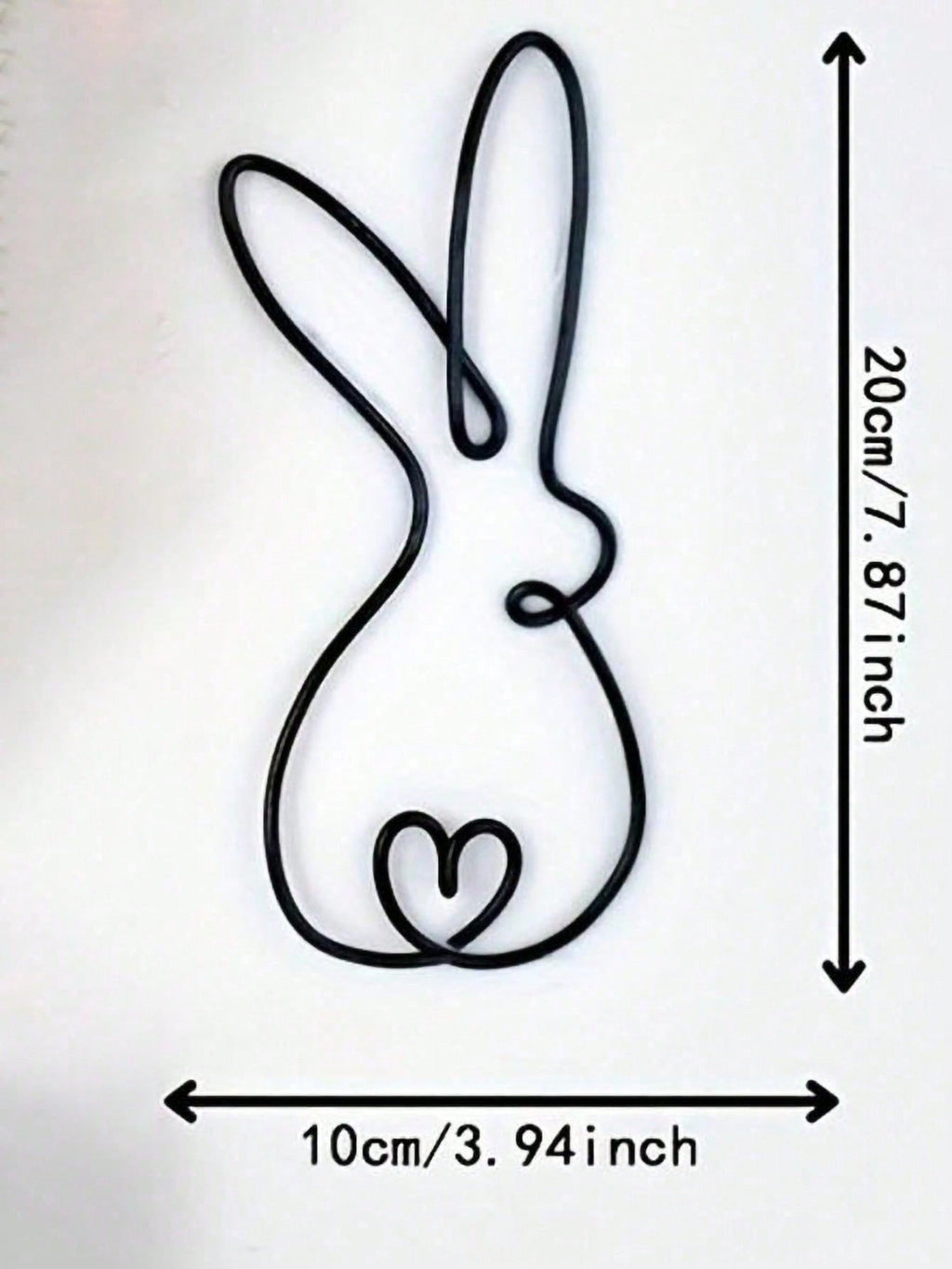 Classic Rabbit-Shaped Metal Wall Decor, Minimalist Line Art Rabbit Sculpture With Heart Motif, Animal-Inspired Wall Hanging-Perfect As A Festive Gift For Easter, Valentine's Day, Mother's Day, Grandparents' Day, St. Patrick's Day, And More.