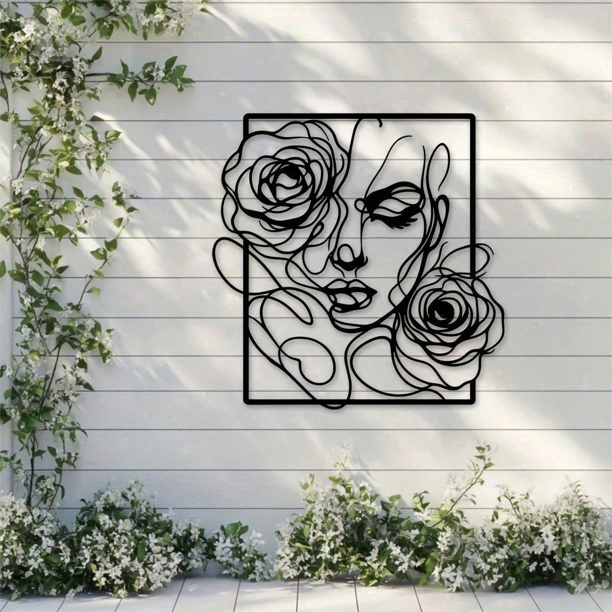 1 piece of stylish black metal wall decoration, with simple lines to outline the pattern of women's side faces and roses, perfectly embellish modern homes, salons and wedding venues. Waterproof, rust-proof, anti-fading, long-lasting elegance.