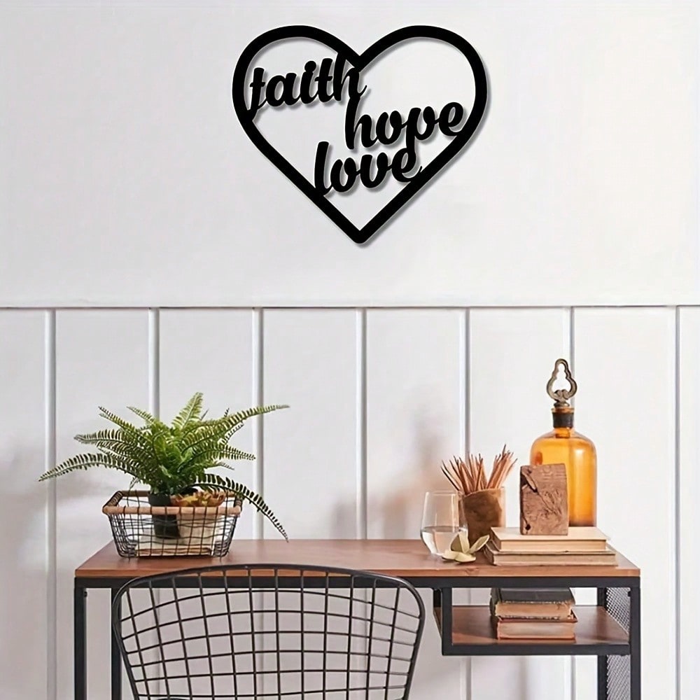 Heart Shaped Family Logo Heart Shaped Metal Wall Art Home Decor Hanging Wall Art Wall decoration Artwork Wall Sticker Main image