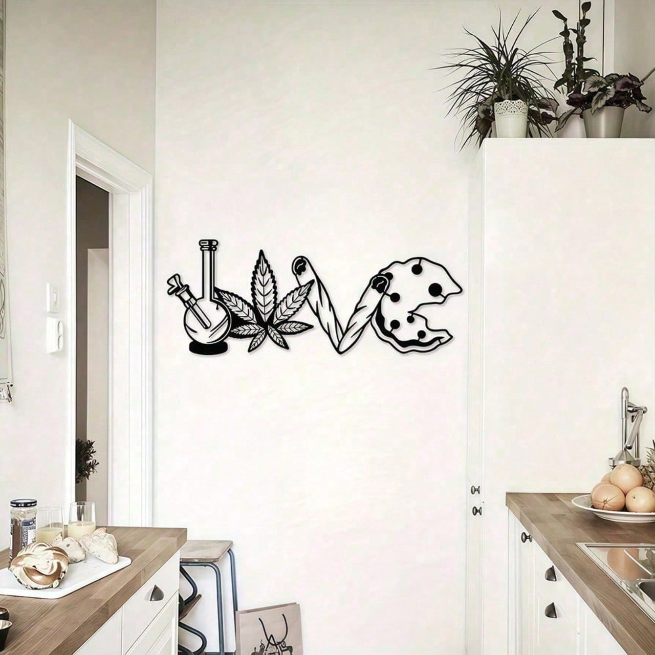 Vintage Heart-Shaped Metal Wall Art, rustic farmhouse love letter sign. Romantic boho decor, ideal gift for Valentine's Day, weddings and other occasions. Secondary image