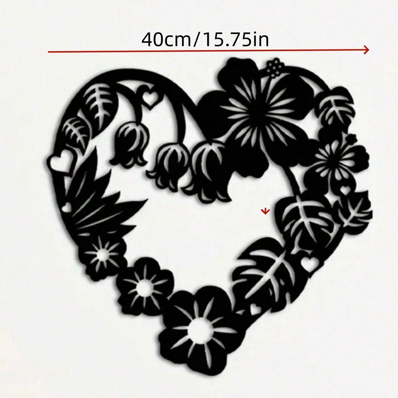A heart-shaped wrought iron holiday wall decoration with black metal flowers and stamens intertwined, which can be used as a Valentine's Day gift, and romantic people deserve it! Birthday graduation gift.
