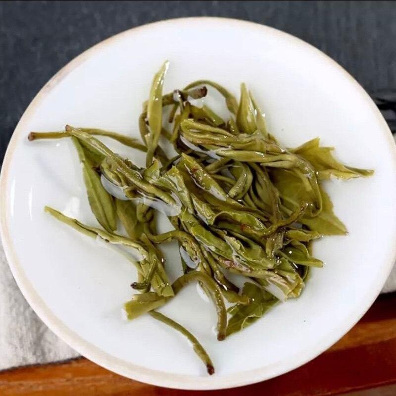 HelloYoungTea 2023 Yunnan Mao Jian Green Tea, Premium Silver Needle Loose Leaf, 250g