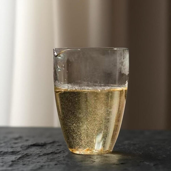 2021 Year 300g Supreme Silver Needle White Tea Cake Fuding Bai Hao Yin Zhen Tips 2021年 300克特级白毫银针白茶饼 福鼎白毫银针芽尖