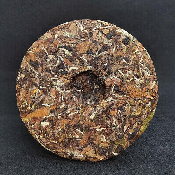 HelloYoungTea 357g Yunnan white tea cake tea moonlight white Mengku Daxueshan tea leaves