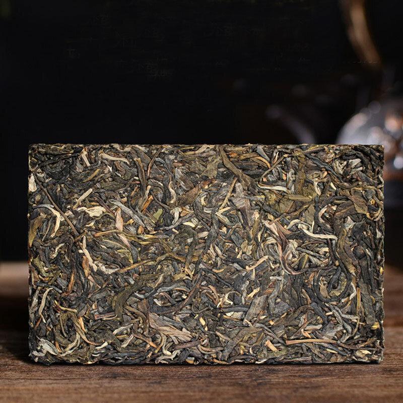 HelloYoungTea Pu'er Raw Tea 250g Icelandic Raw Old Pu'er Tea Brick Ancient Tree Raw Tea Brick
