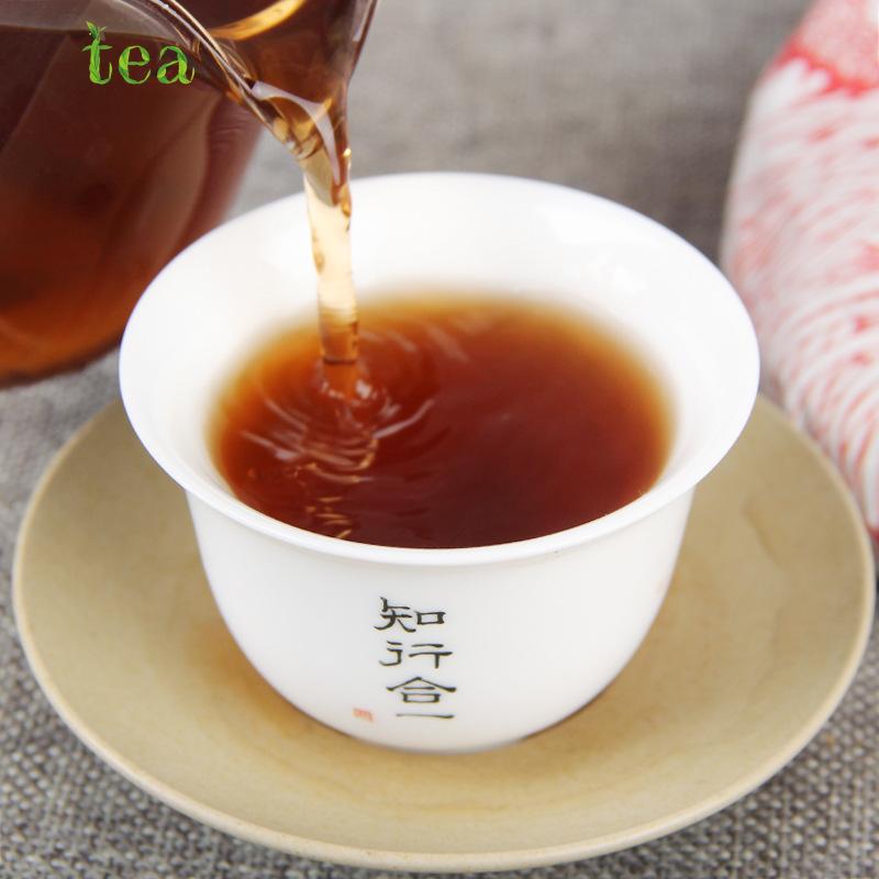 HelloYoungTea 2020 Yunnan Pu'er Ripe Tea, Classic Inherited Flavor, Aged in 357g Cake, Pure Menghai Ancient Tree Ingredients