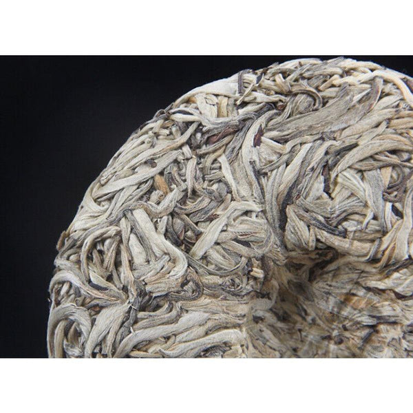200g White Tea Cake Silver Needle Yunnan White Tea Ancient Tree Pu'er Tea Cake