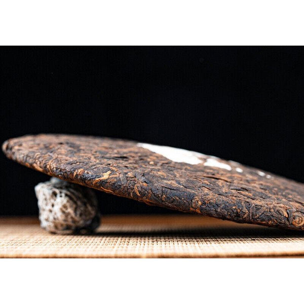 HelloYoungTea 357 Grams Menghai Flavor Pu'er Tea Ripe Tea Cake Brown Yunnan Qizi Cake Tea