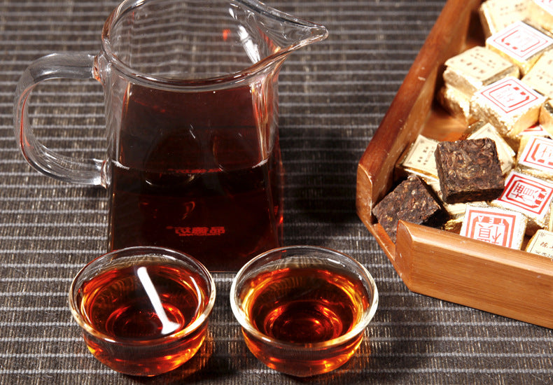 HelloYoung Ripe Puer Tea Brick Old Pu'er Black Tea Cooked Puerh Yellow Iron Box Yunnan 250g