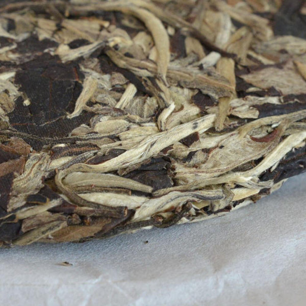 HelloYoungTea Yunnan White Tea Cake Moonlight White 320g Xiaguan Raw Pu-erh Style