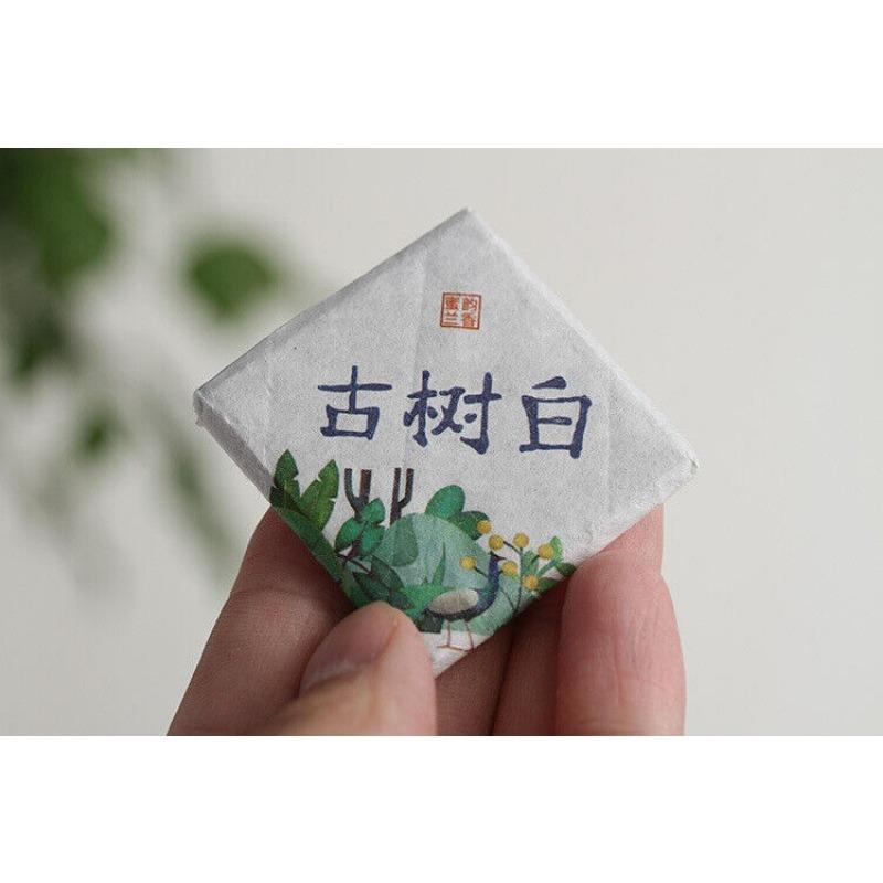 500g Yunnan tea old tree white tea 8g small square brick (Chong) white tea
