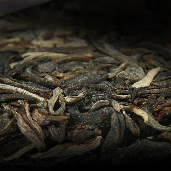 HelloYoungTea Pu-erh Tea 357g Ba Wang Qing Bin (Overlord Green Cake)  Health Tea