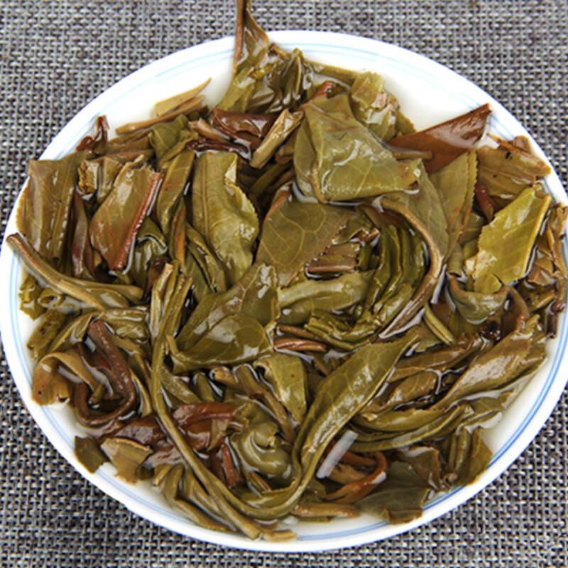 HelloYoungTea Yunnan Ancient Tree Puer Tea Cake 357g Menghai Qizi Collection