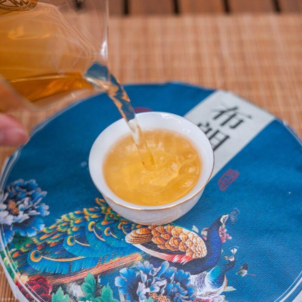 HelloYoungTea 357g Brown Mountain Ancient Tree Seven Seed Yunnan Raw Pu'er Tea Cake 357克布朗山古树七子饼云南生普洱饼茶