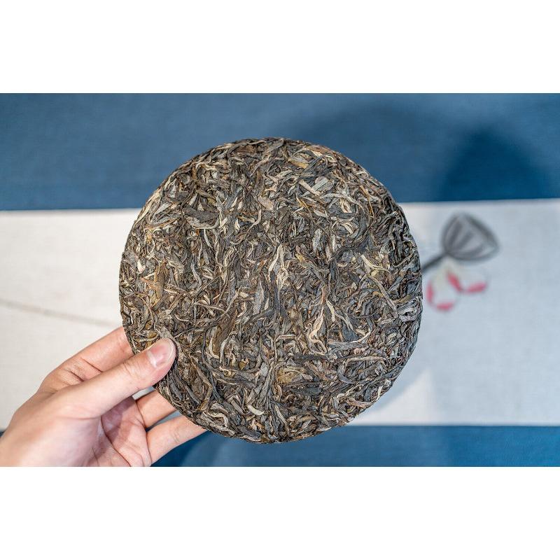 357g DaXueshan Pu'er Raw Tea Yunnan First Spring Ancient Seven Seed Cake Tea